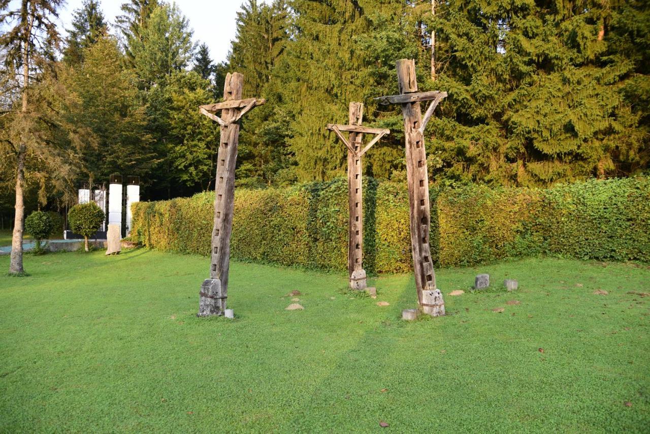 Glamping Forest Edge Kamnik Exteriör bild